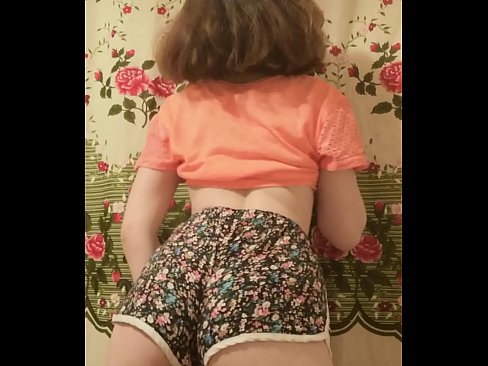 ❤️ Seksual gənc körpə kamera qarşısında şortunu soyundurur ❤❌ Porno bizdə ❌️