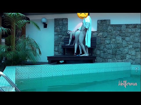 ❤️ Boss hovuza qulluqçu dəvət edir, lakin isti müqavimət göstərə bilmədi ❤❌ Porno bizdə ❌️